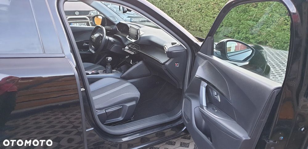 Peugeot 2008 - 9