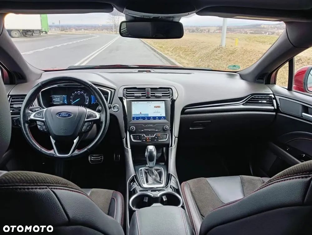 Ford Mondeo 2.0 Hybrid ST-Line X - 13