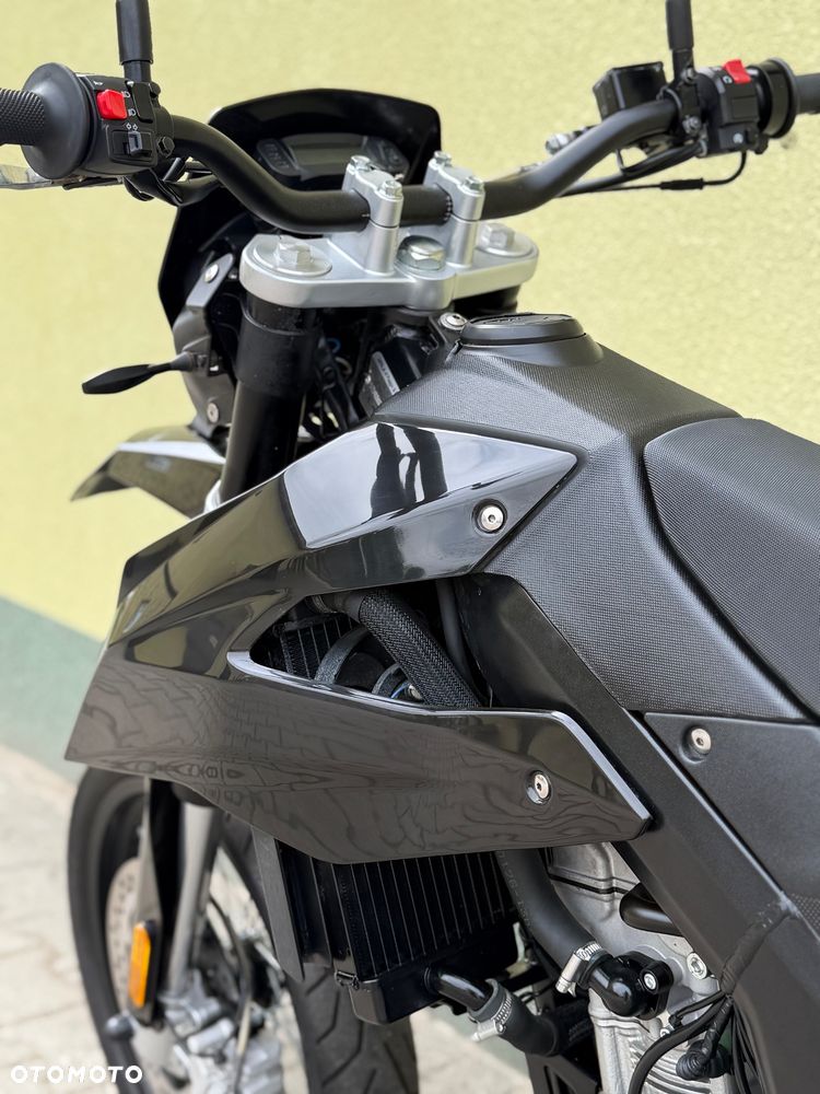 Aprilia SX - 33