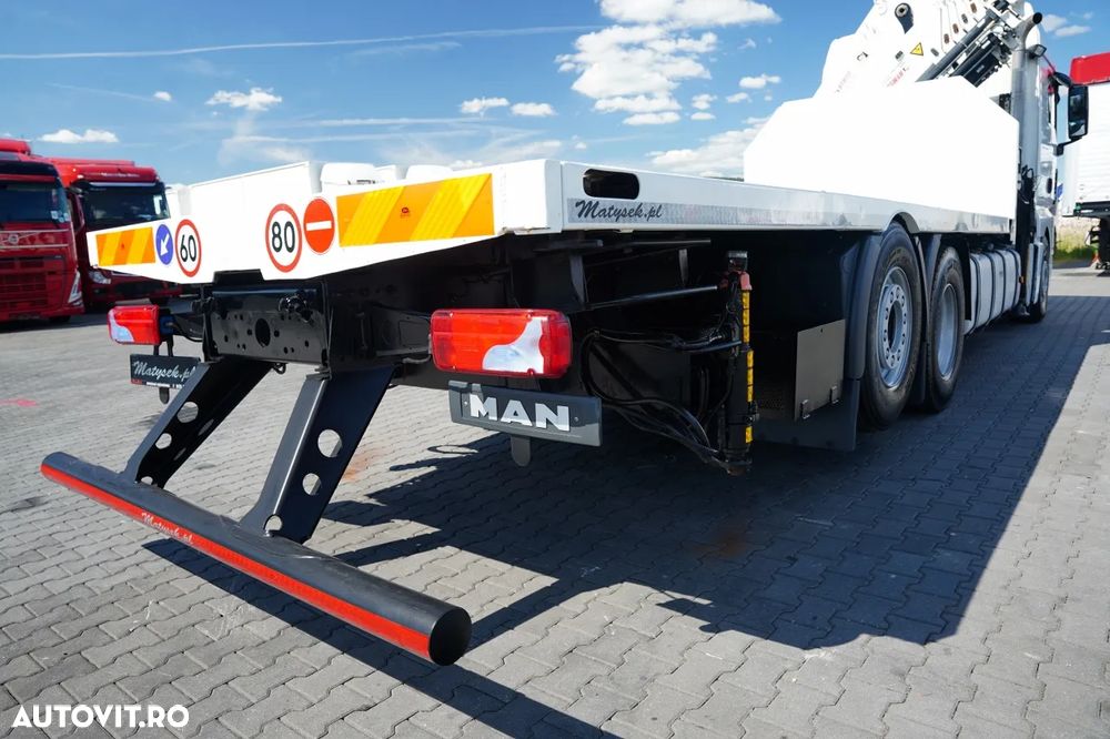 MAN TGX 18.440 / 6x2 / PLATFORMĂ - 6,3 M / HDS HIAB 422 E-6 HIDUO / CAPACITATE MAXIMĂ DE RIDICARE: 12.000 KG / EXTENSIE MAXIMĂ: 16,5 M / TELECOMANDĂ / - 20