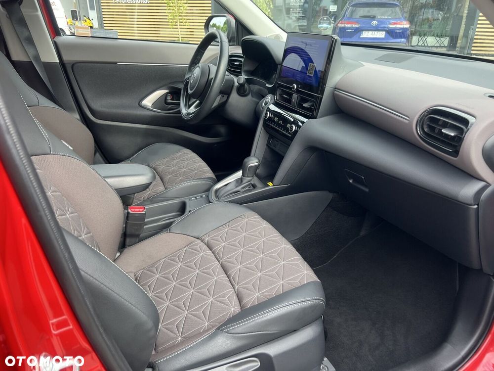 Toyota Yaris Cross Hybrid 1.5 Executive - 15