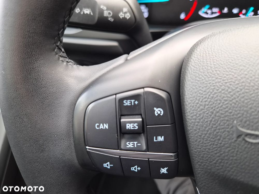 Ford Focus 1.5 EcoBlue Start-Stopp-System COOL&CONNECT - 26