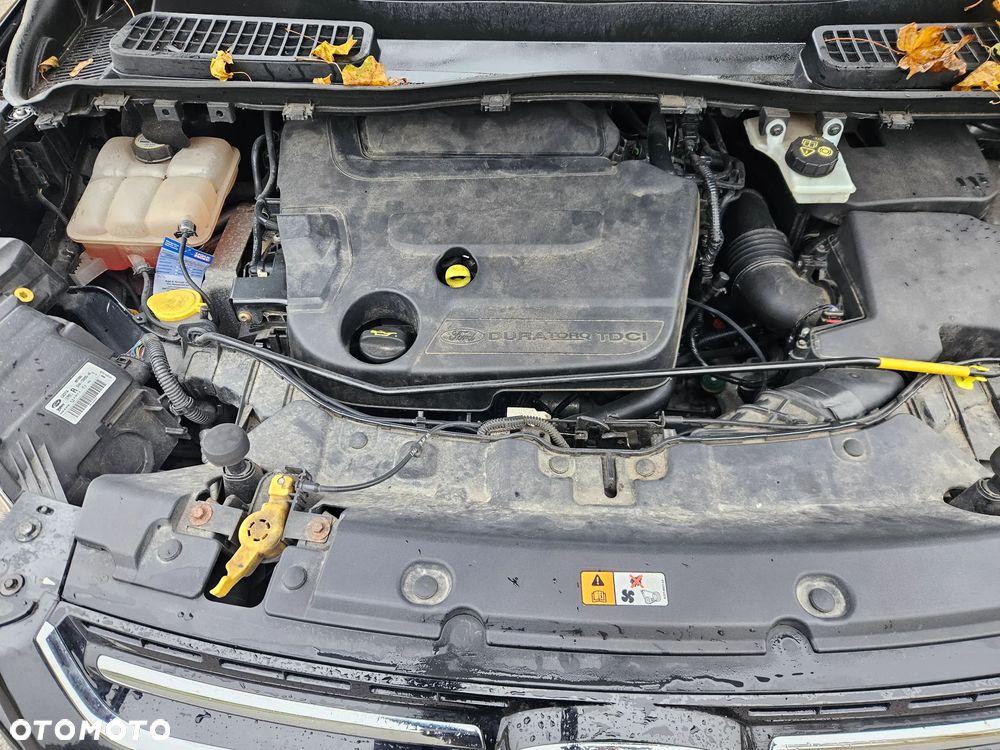 Ford Kuga - 9