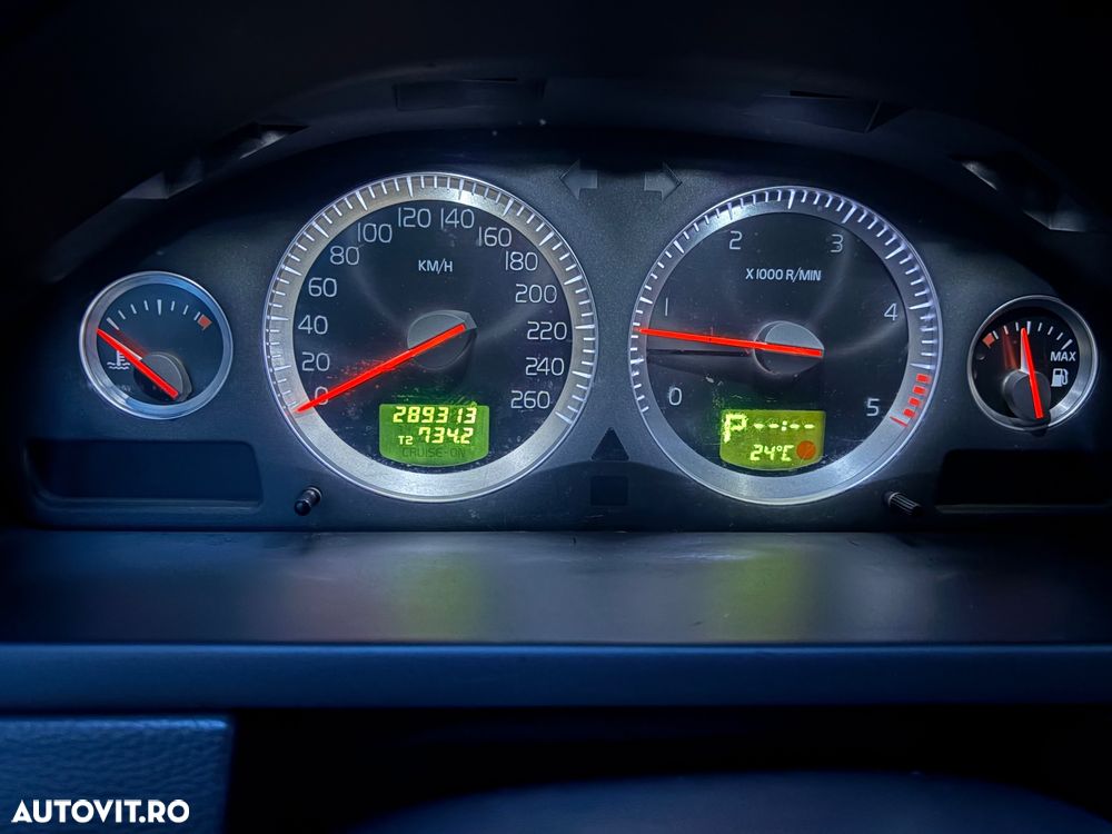 Volvo XC 90 D5 Geartronic Executive - 6