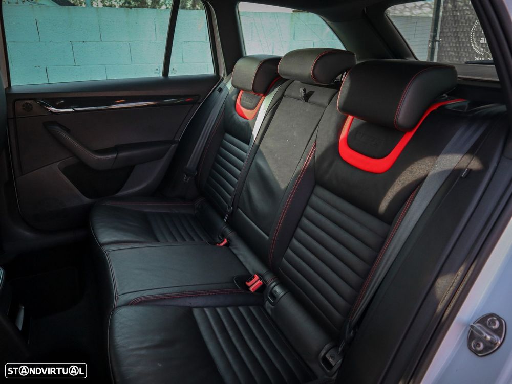 Skoda Octavia Break 2.0 TDI RS DSG - 32