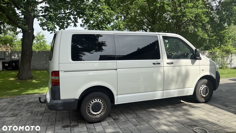 Volkswagen Transporter - 1