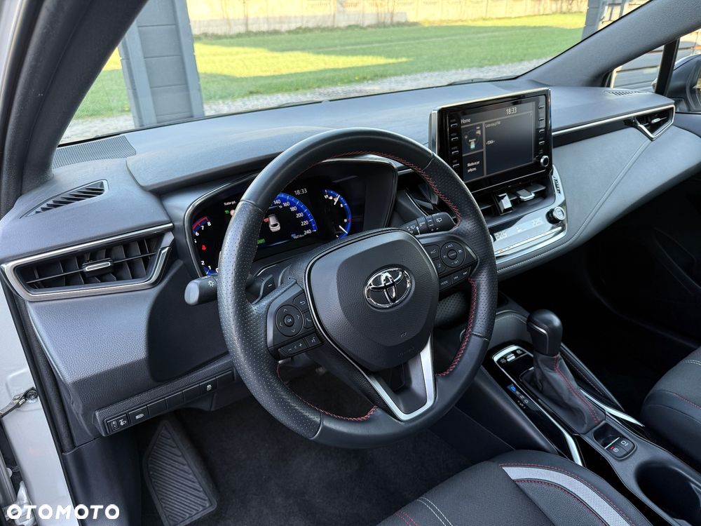 Toyota Corolla 2.0 Hybrid GR Sport - 33