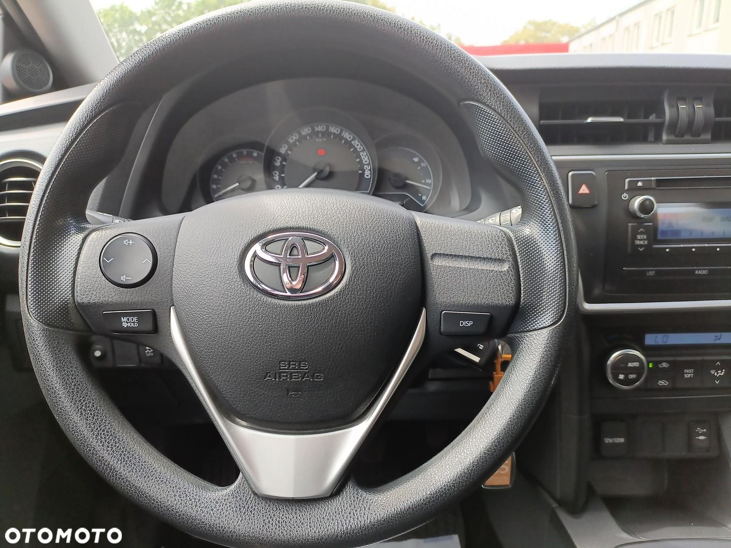 Toyota Auris 1.33 VVT-i Active - 17
