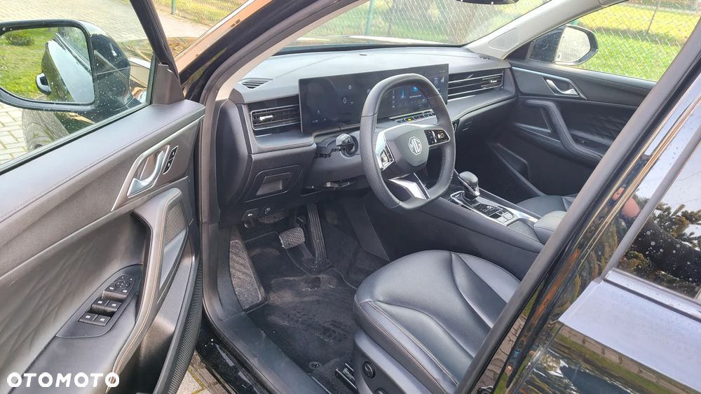 MG HS 1.5 T-GDI Excite DCT - 7