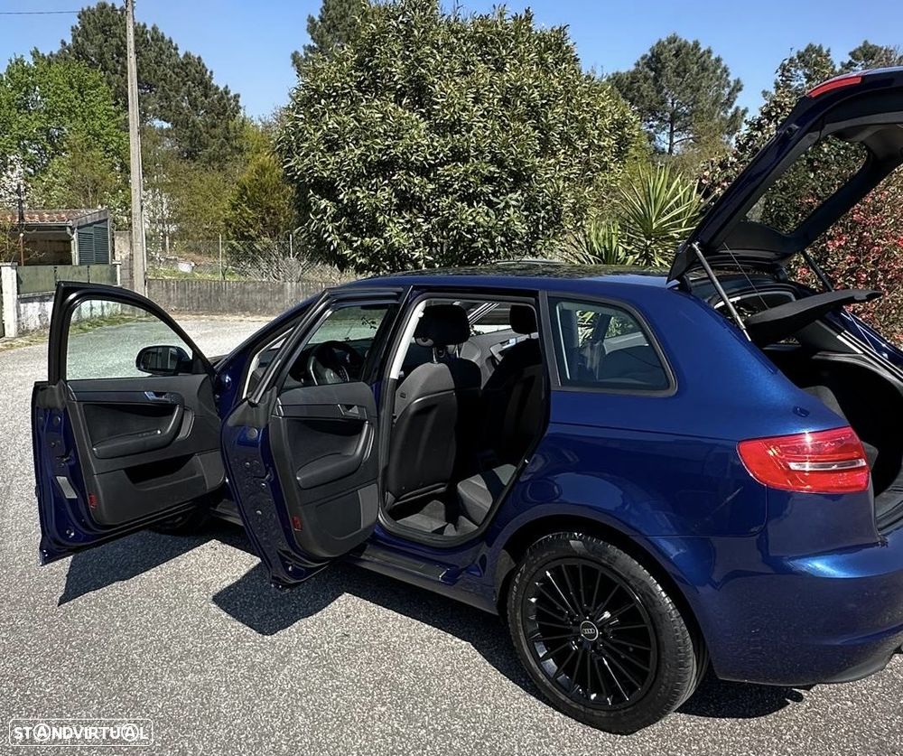 Audi A3 Sportback 1.6 TDI Ambiente - 9