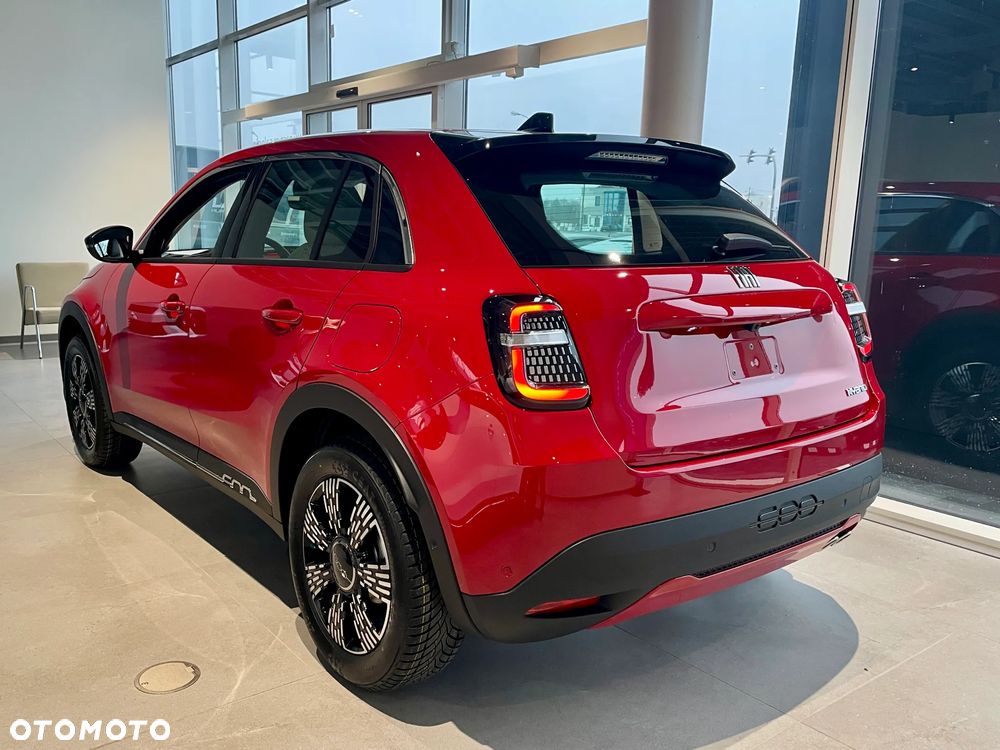 Fiat 600 1.2 Turbo Icon eDCT - 2