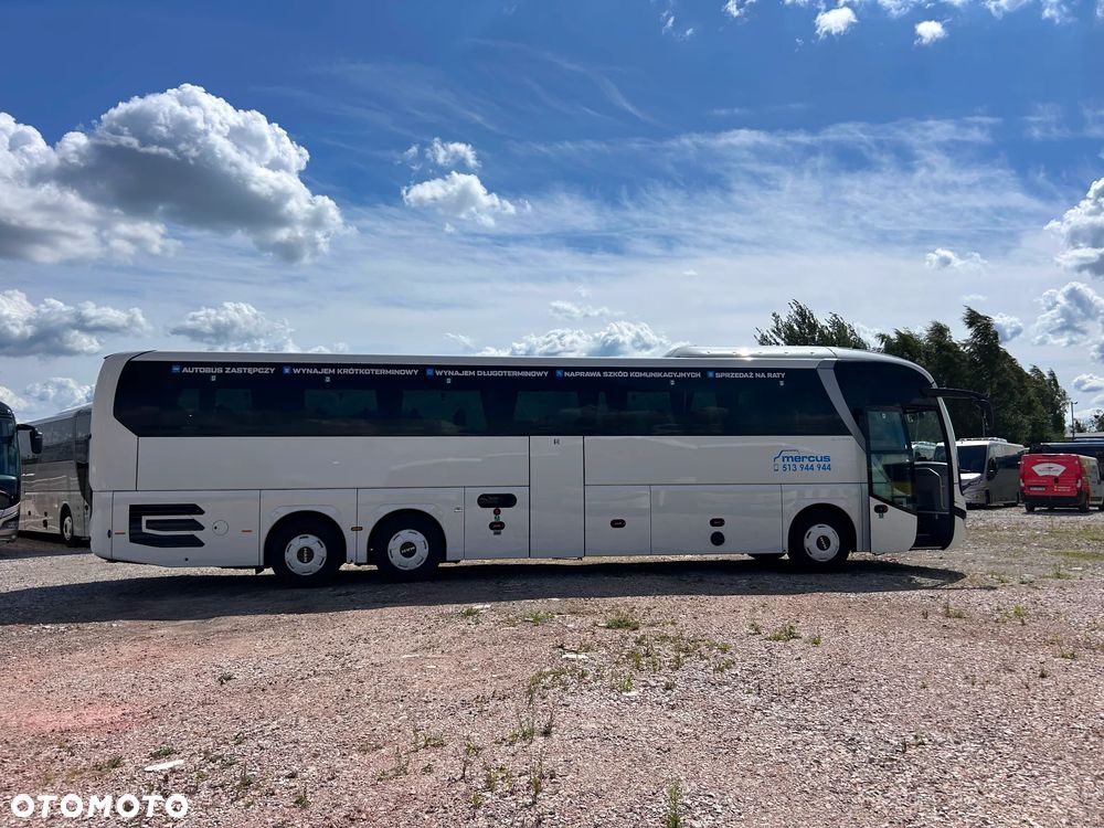MAN Lions Coach - 4