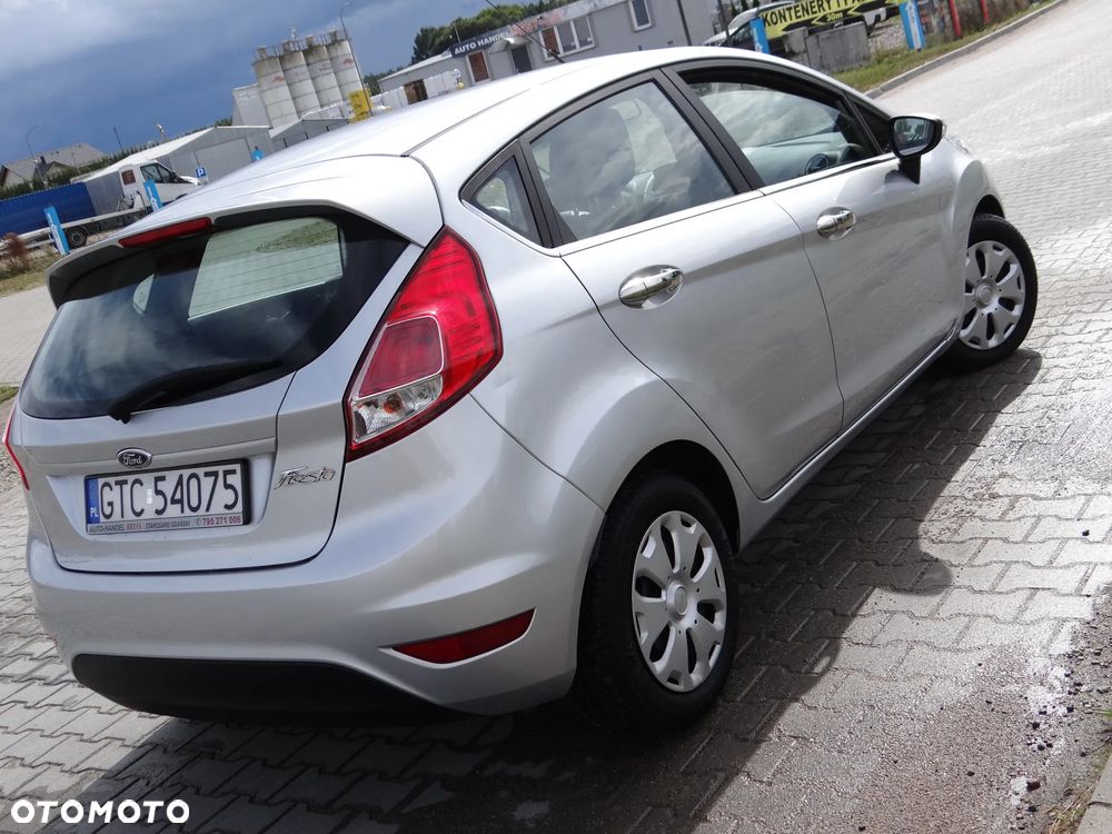 Ford Fiesta - 21