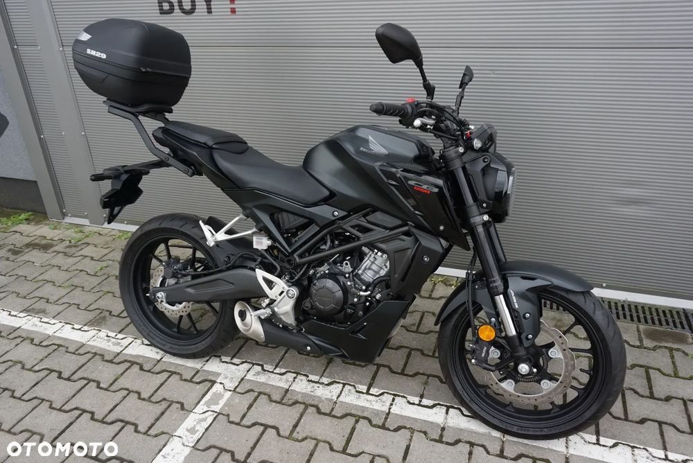 Honda CB - 1