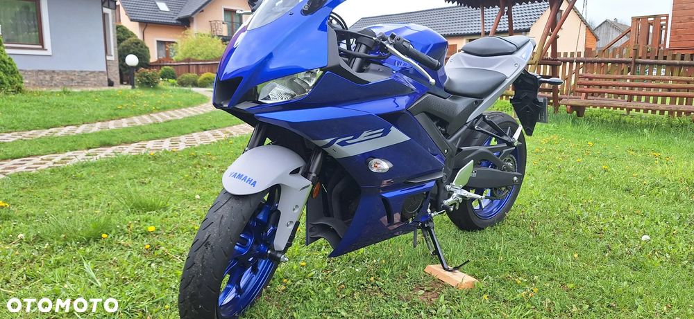 Yamaha R3 - 3