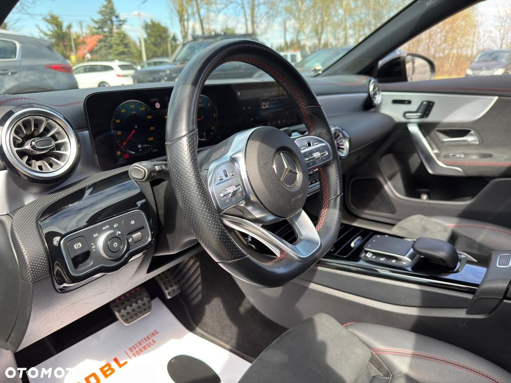 Mercedes-Benz CLA 200 d 8G-DCT AMG Line Advanced Plus - 26