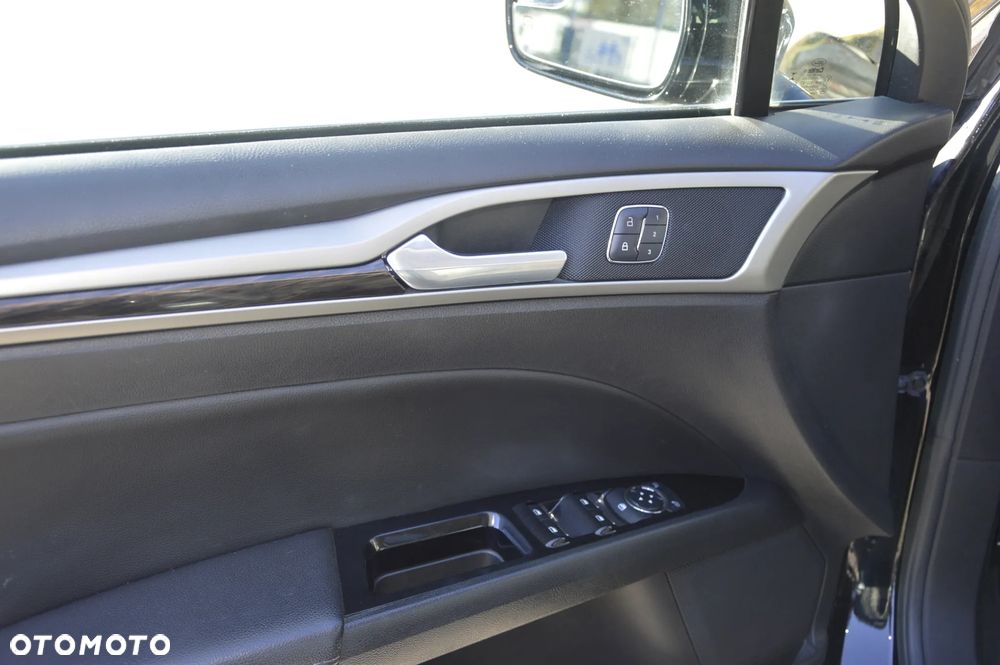 Ford Mondeo - 7