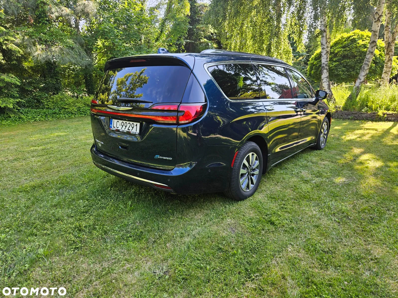 Chrysler Pacifica - 8