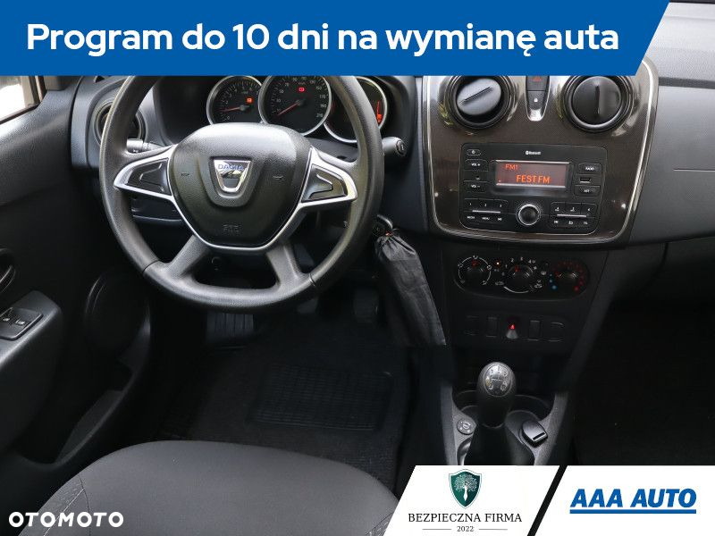 Dacia Sandero - 8