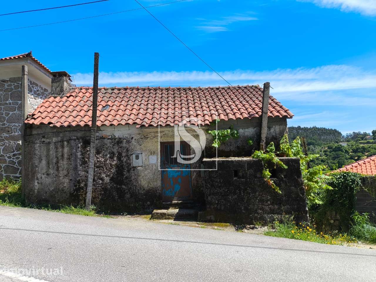 Moradia para Restaurar T1 Venda em Vade,Vila Verde - Grande imagem: 2/12