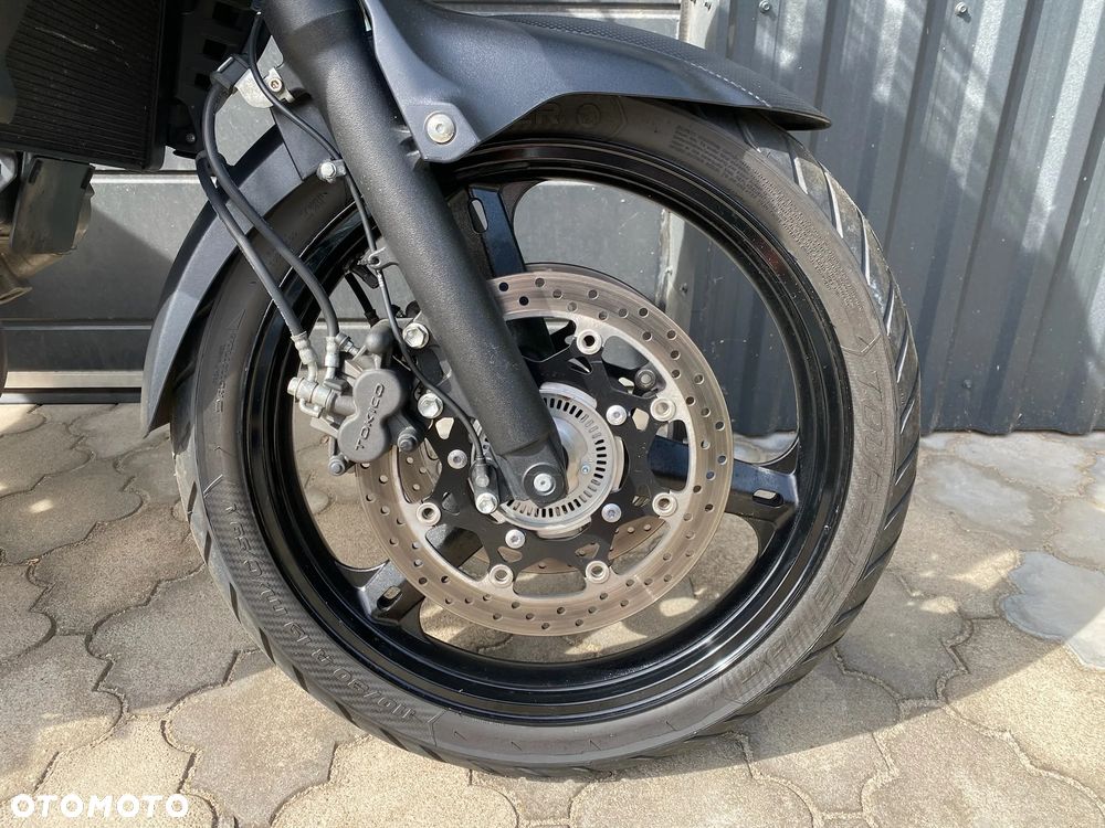 Suzuki V-STROM - 7