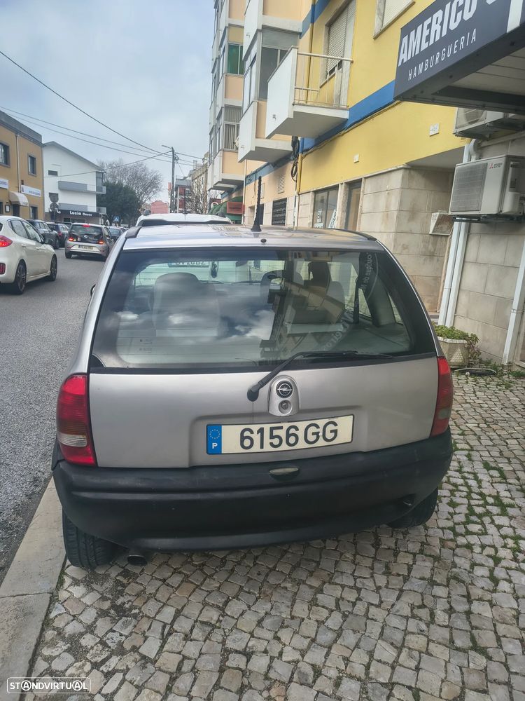 Opel Corsa 1.5 D Eco - 3