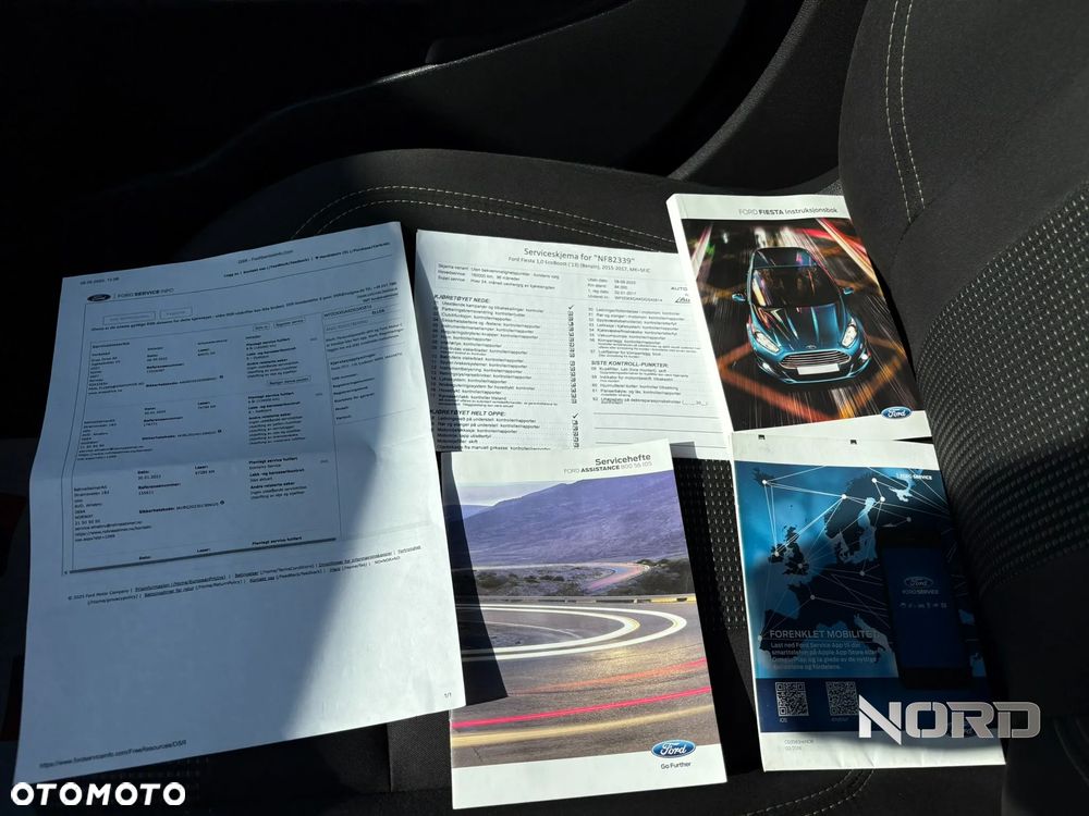 Ford Fiesta 1.0 EcoBoost Titanium - 27