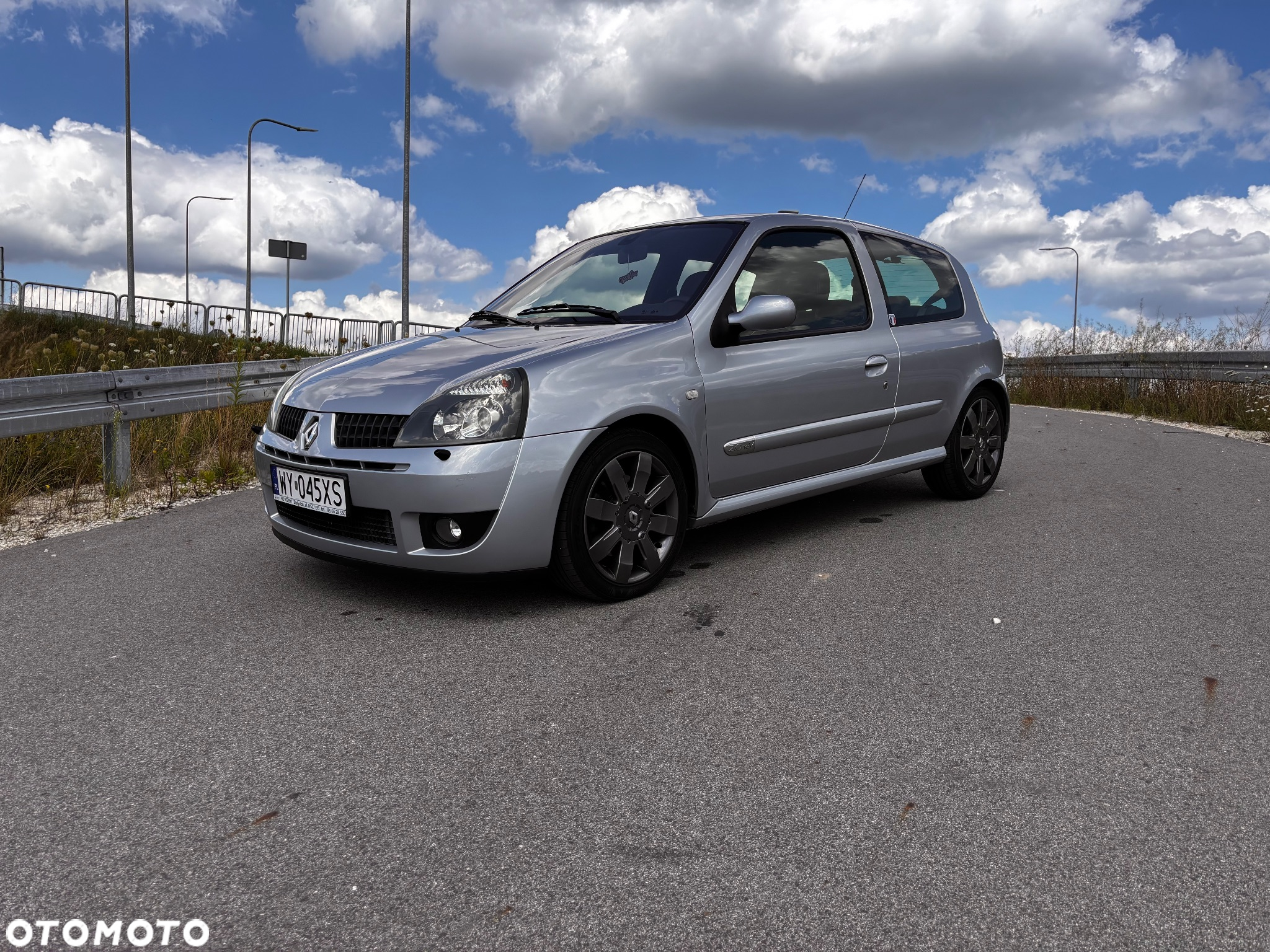 Renault Clio 2.0 16V Sport - 2