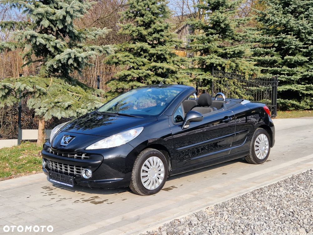 Peugeot 207 CC - 1