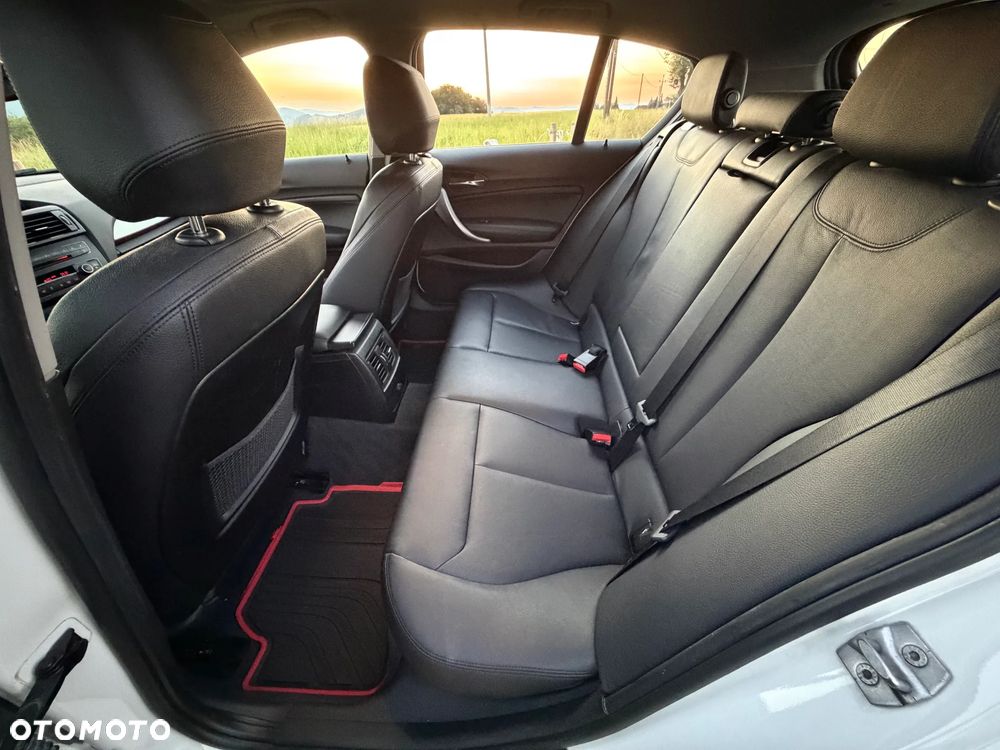 BMW Seria 1 120d Sport Line - 21