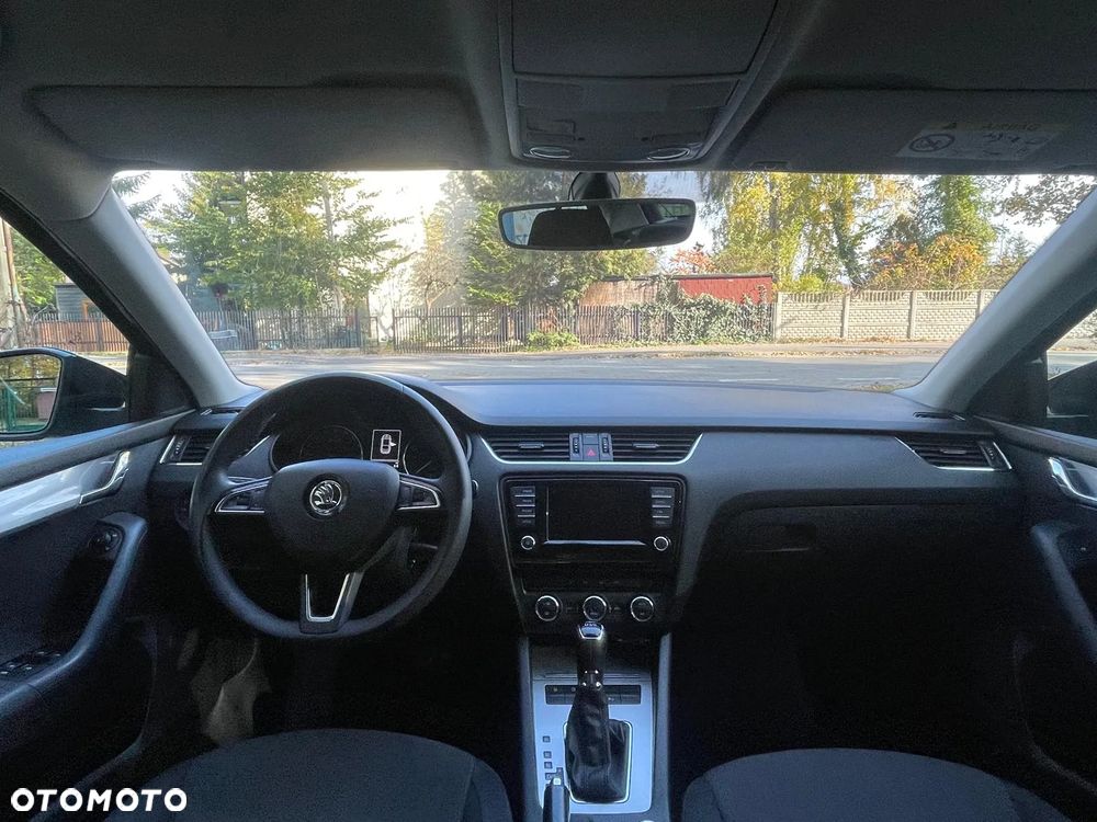 Skoda Octavia 1.6 TDI Edition DSG - 15