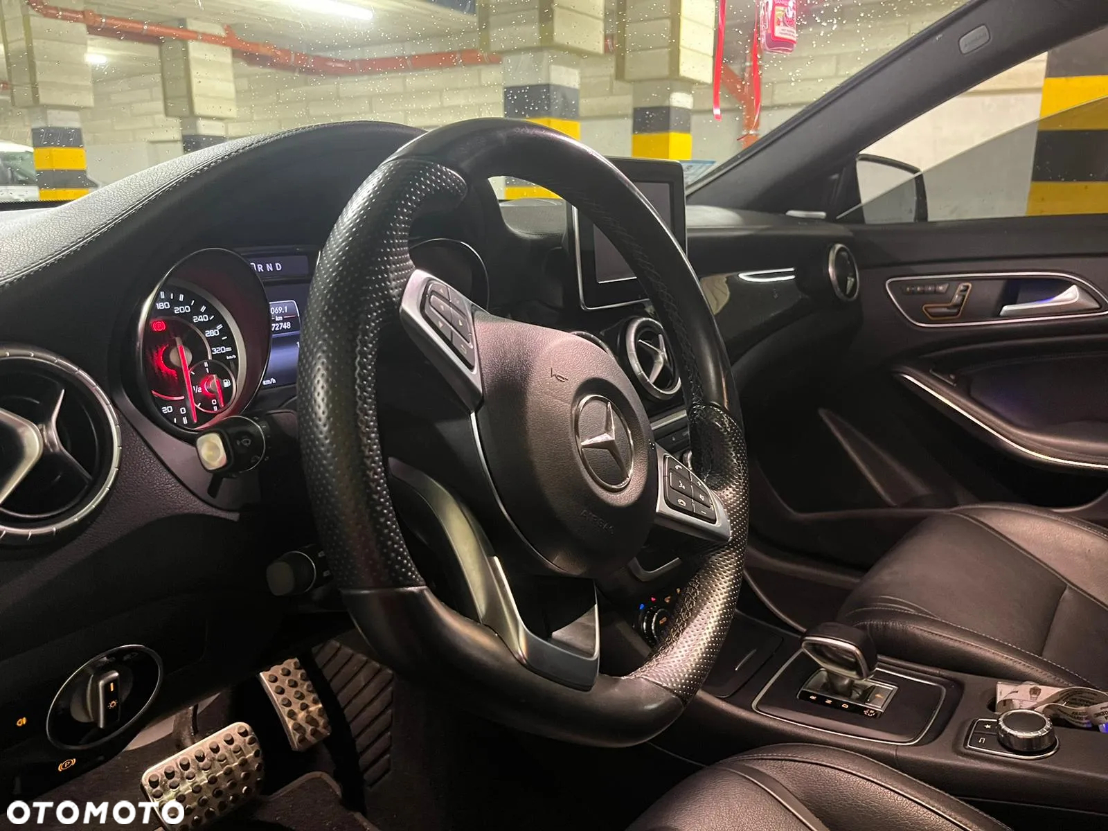 Mercedes-Benz CLA 45 AMG 4-Matic - 14