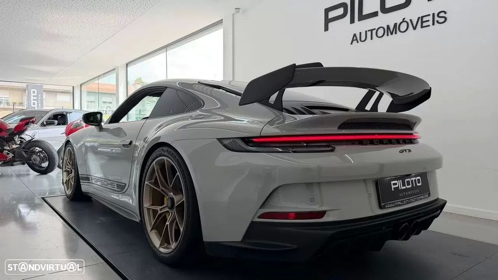 Porsche 911 (992) GT3 PDK - 10