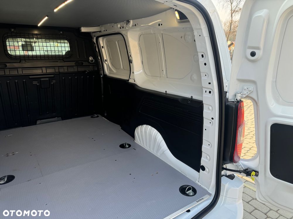 Peugeot Partner - 12