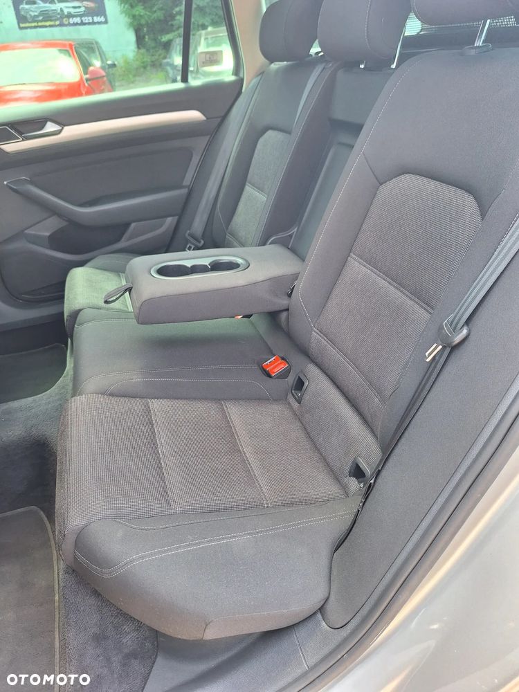 Volkswagen Passat 2.0 TDI BMT Comfortline DSG - 26