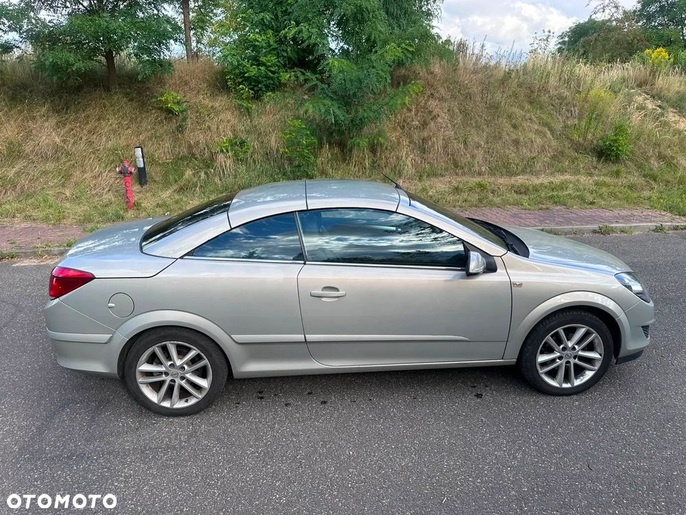 Opel Astra 1.8 Cosmo - 4