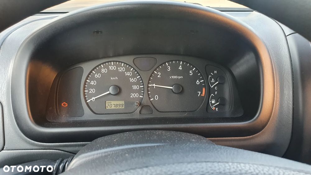 Suzuki Wagon R+ 1.3 GL - 10