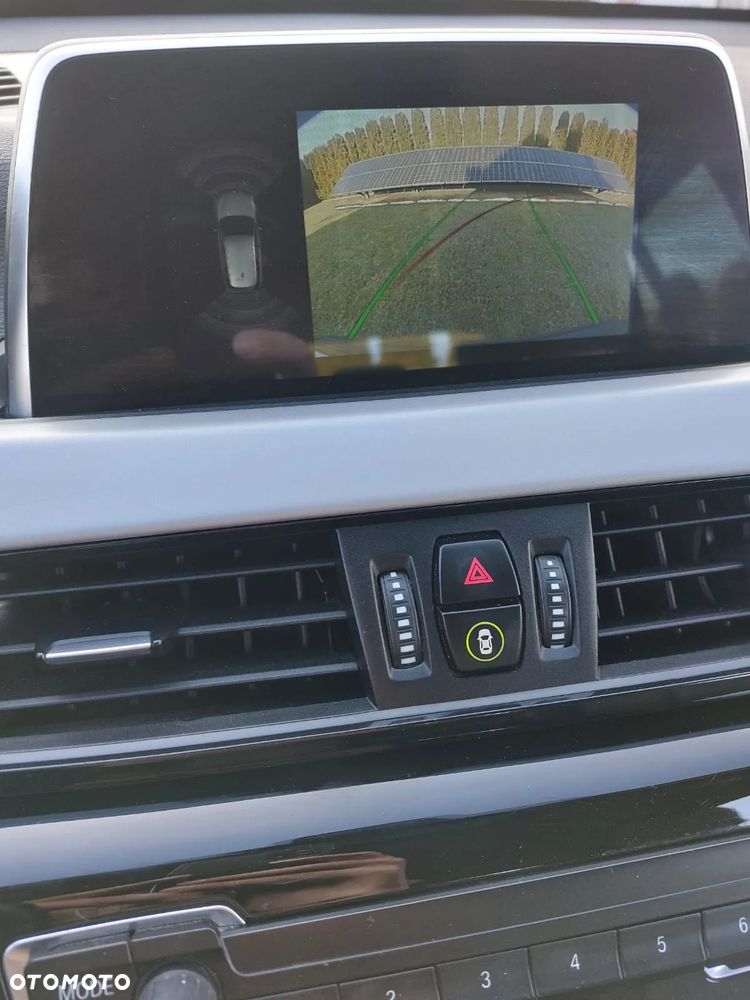 BMW X1 sDrive18i Advantage - 18