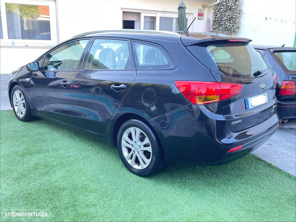 Kia Ceed SW 1.4 CRDi ECO - 7