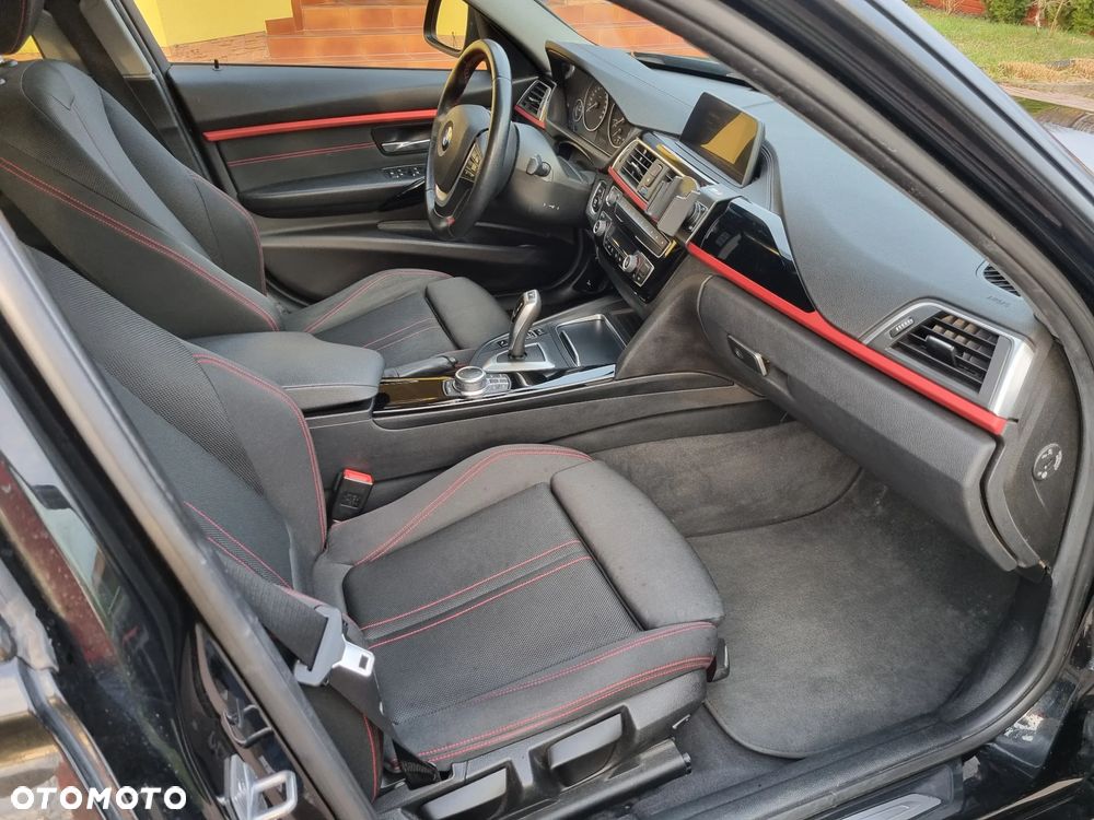 BMW Seria 3 320d xDrive Sport Line - 7