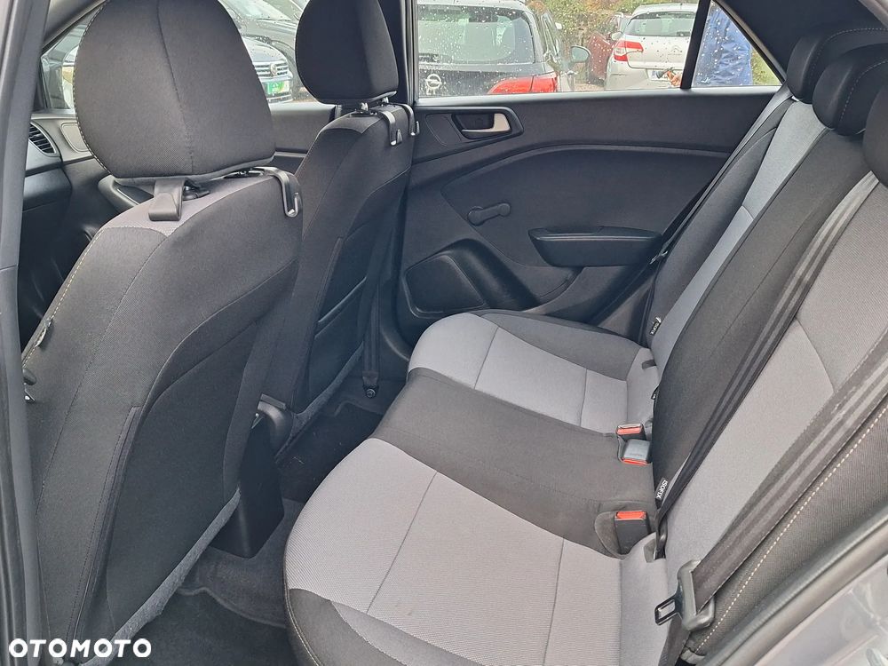 Hyundai i20 1.2 Elegant - 8