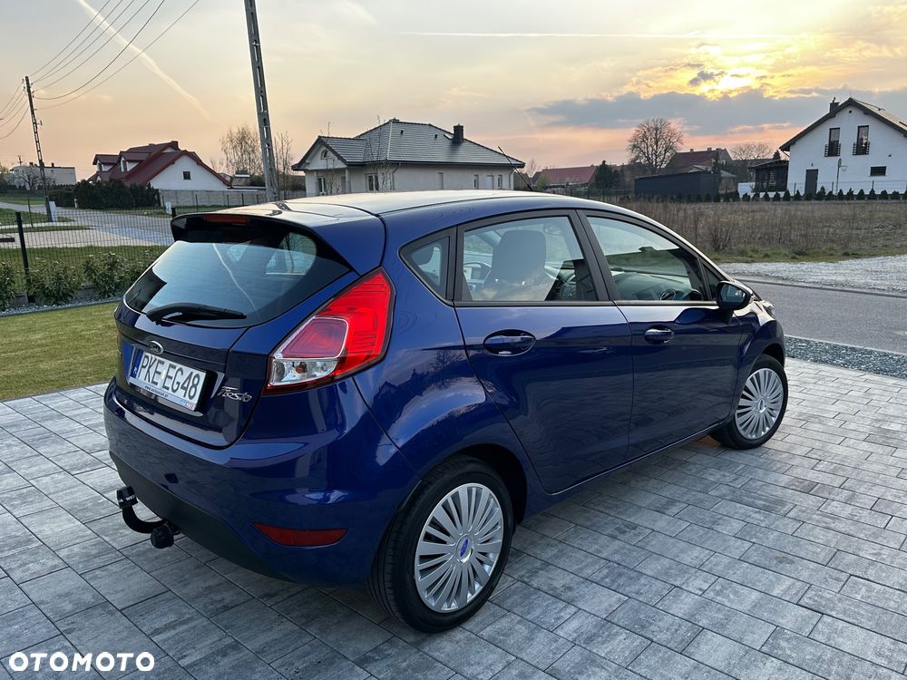 Ford Fiesta - 12