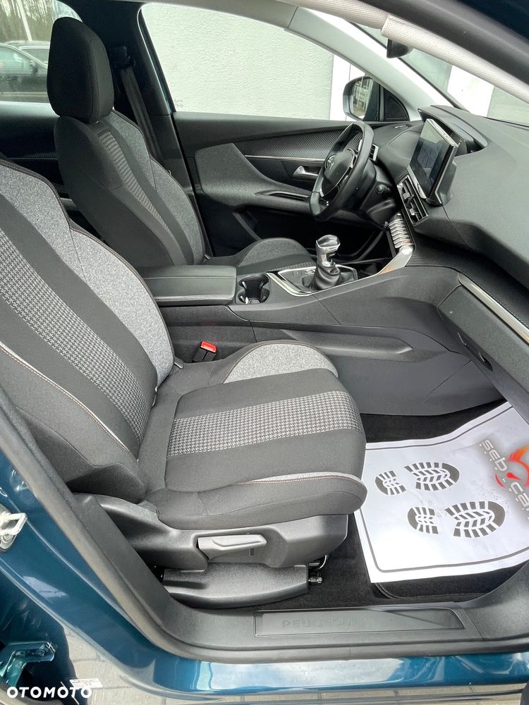 Peugeot 3008 BlueHDi 130 Stop & Start Active Business-Paket - 40