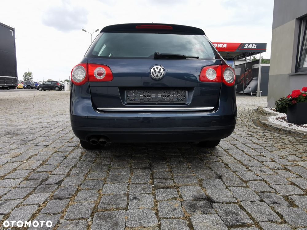 Volkswagen Passat - 13