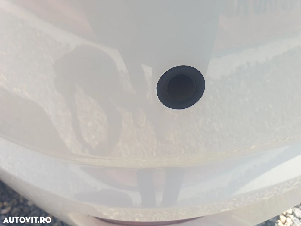 Dacia Logan TCe 90 MT6 Prestige - 9