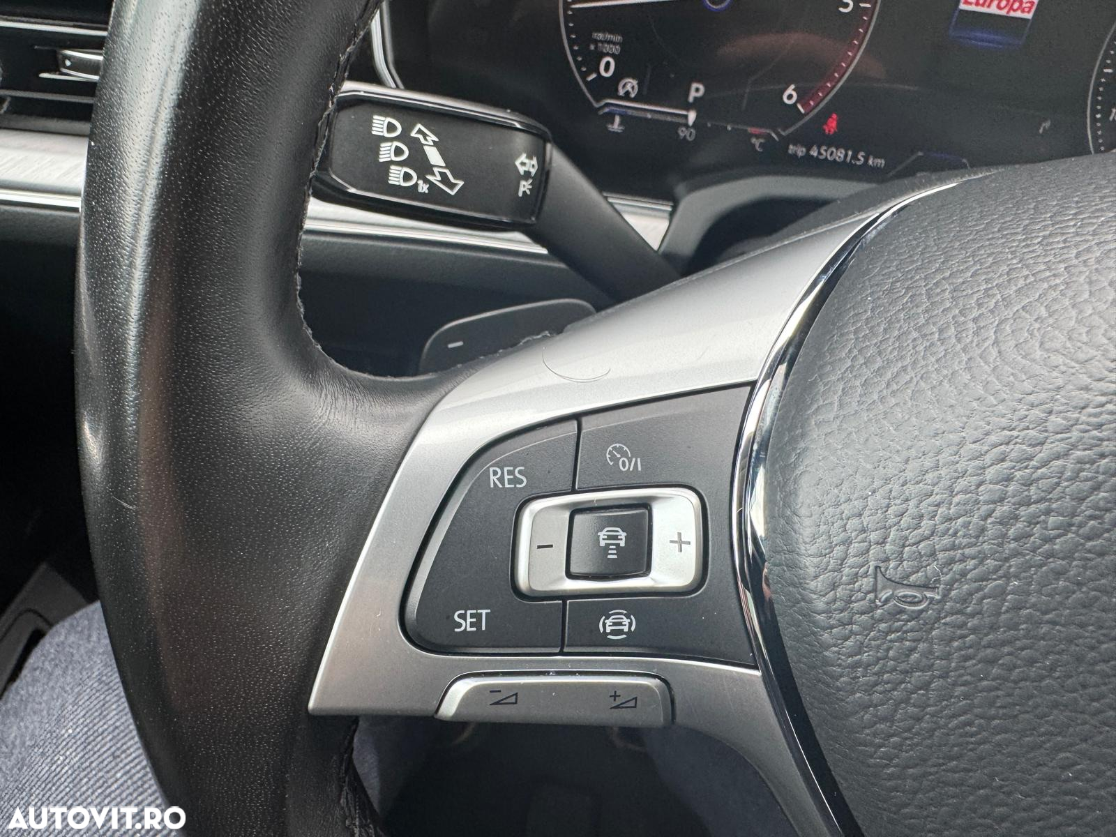Volkswagen Touareg 3.0 V6 TDI 4Motion DPF Automatik Elegance - 27