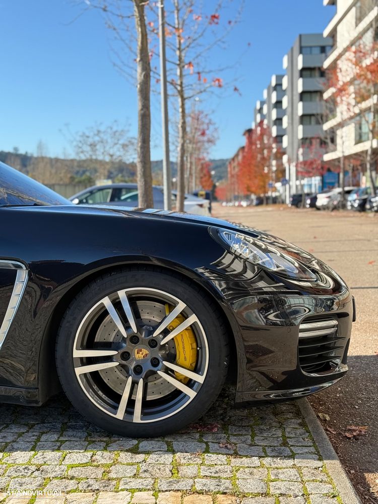 Porsche Panamera Turbo S PDK - 3