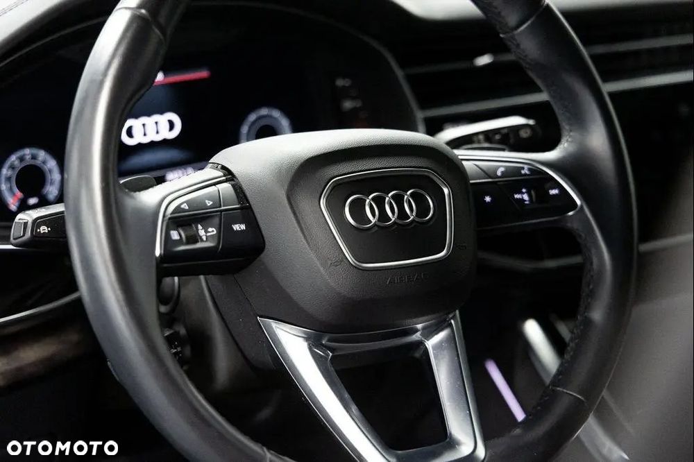 Audi Q7 55 TFSI mHEV Quattro S Line Tiptr - 28