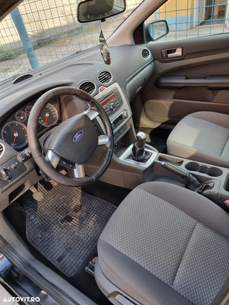 Ford Focus - 4