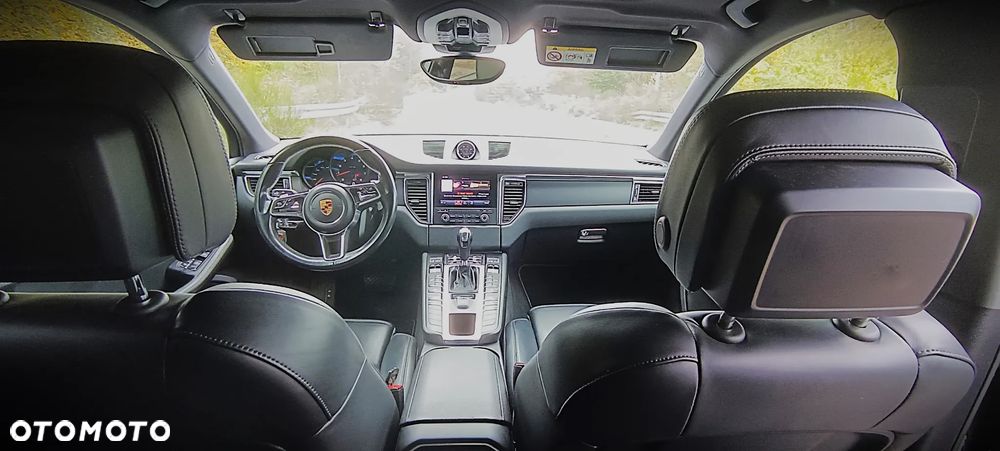 Porsche Macan Standard - 12